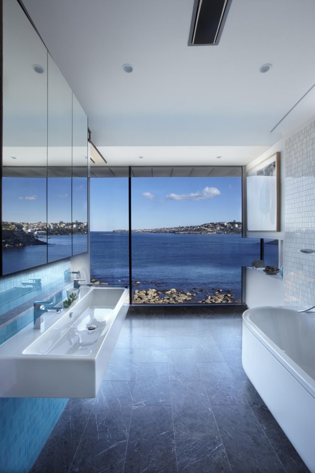 Clovelly House by Rolf Ockert Design - 11