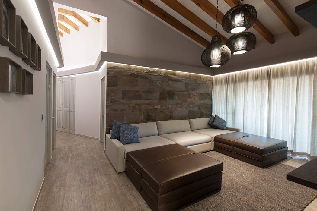 Cuernavaca House by Kababie Arquitectos - 1