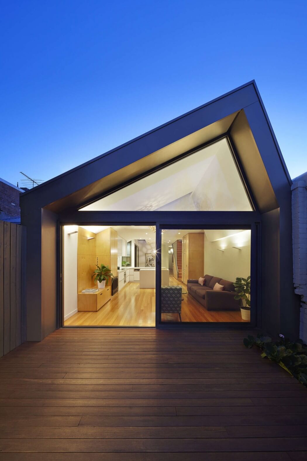 The Big Little House by Nic Owen Architects - 10