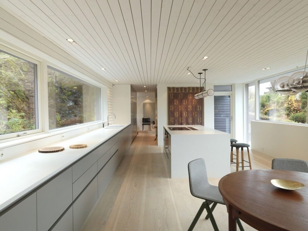 Villa S by Saunders Architecture - 11