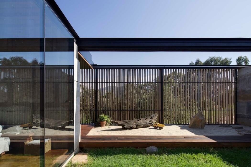 Sawmill House by Archier - 15