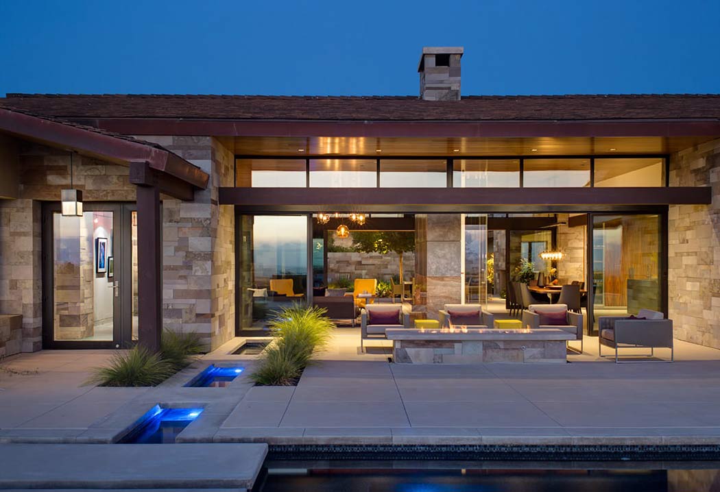 House in San Diego by Bruce Peeling Architect - 8