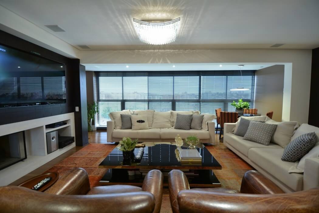 Home in Porto Alegre by Minuscoli Martini Architects - 2