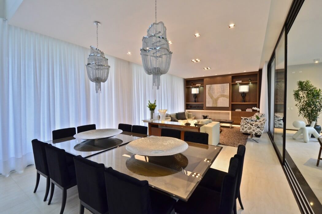 House in Brazil by Minuscoli Martini Architects - 5