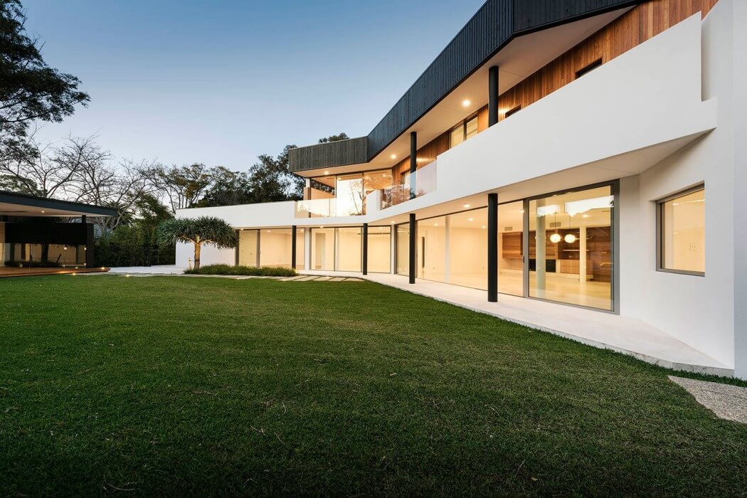 Contemporary Home by Hillam Architects - 2