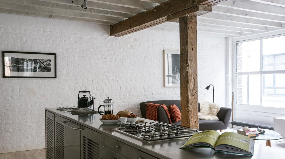 Loft Apartment by PlumGuide - 5