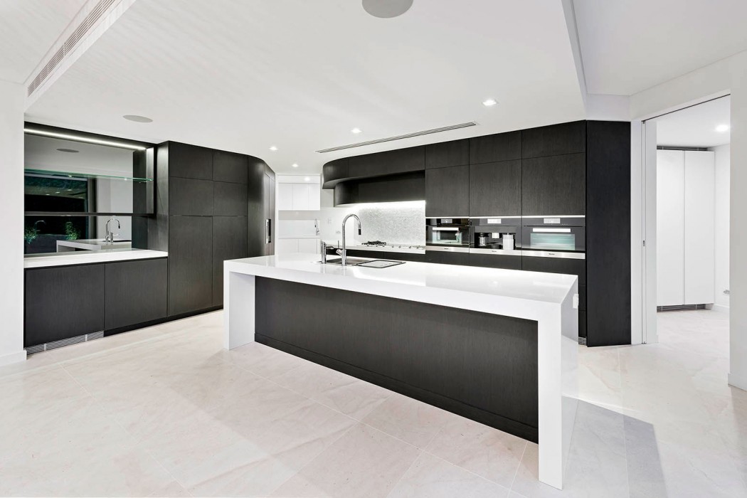 Contemporary Home by Hillam Architects - 3
