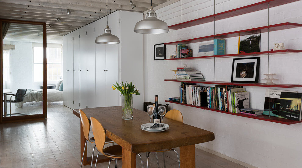 Loft Apartment by PlumGuide - 9