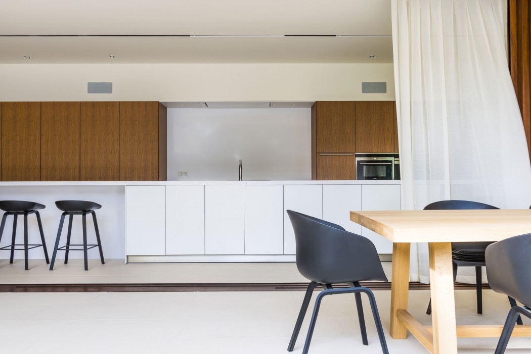Vacation Residence by Juma Architects - 4