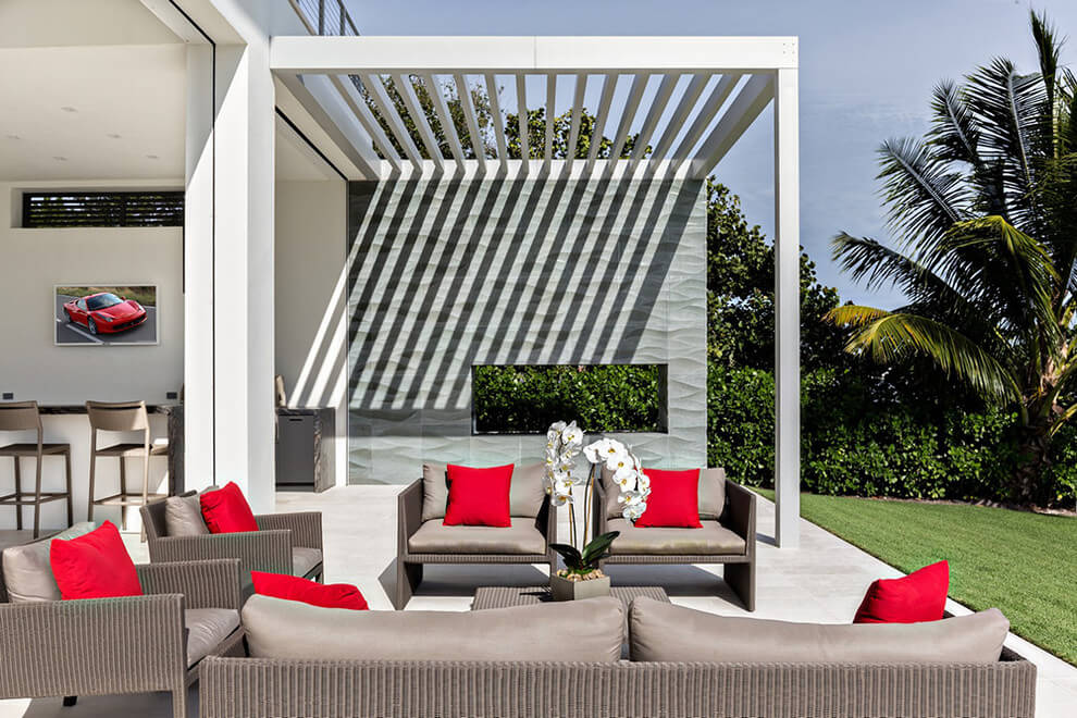 Waterfront Masterpiece by The Decorators Unlimited - 10
