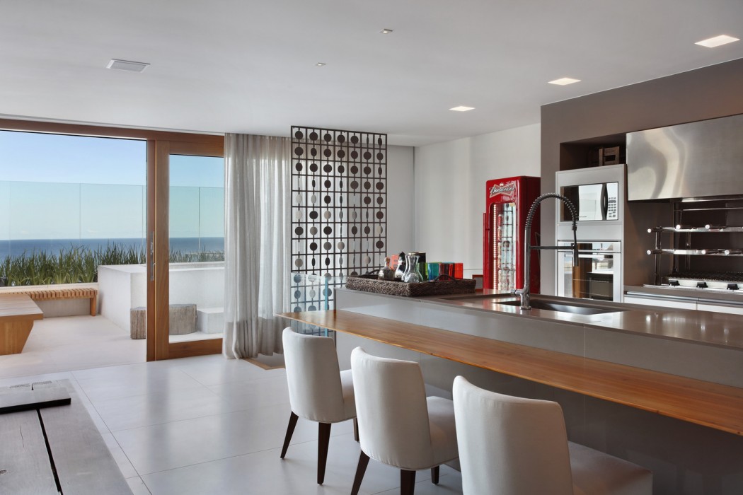 Seafront Residence by Roberta Devisate - 3