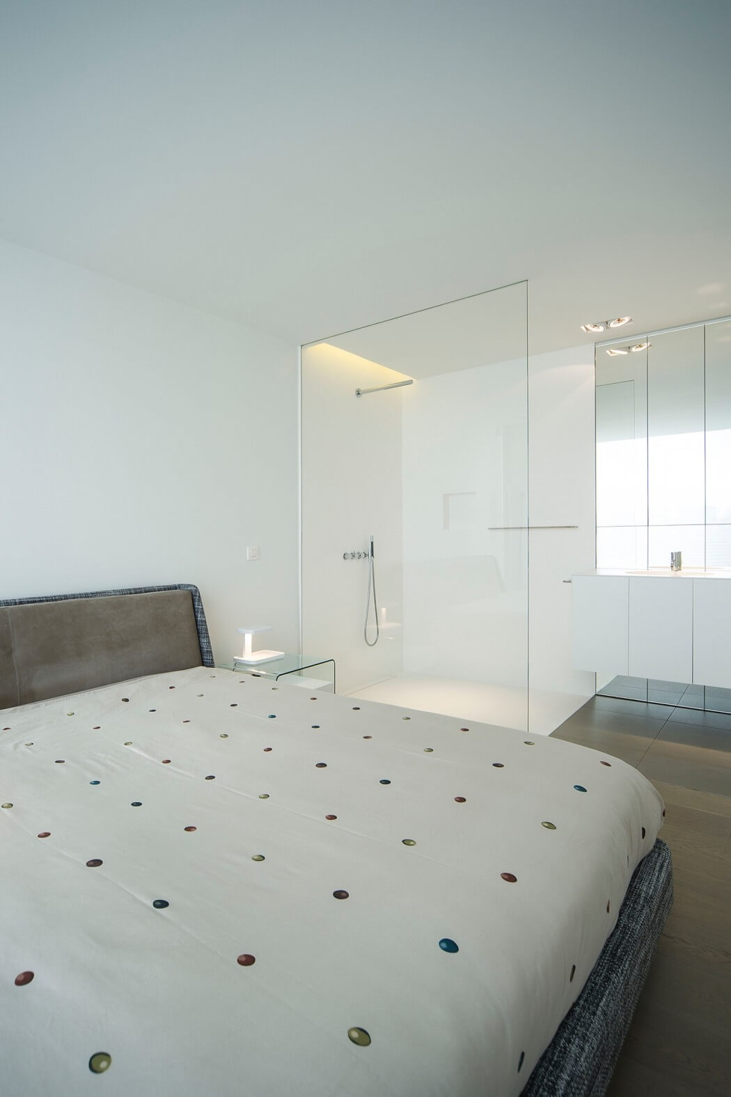 Home 1051 by Filip Deslee - 10