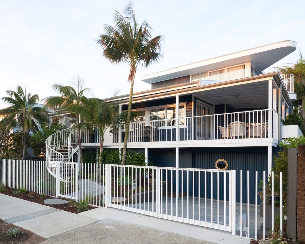 Beach House by Luigi Rosselli - 11
