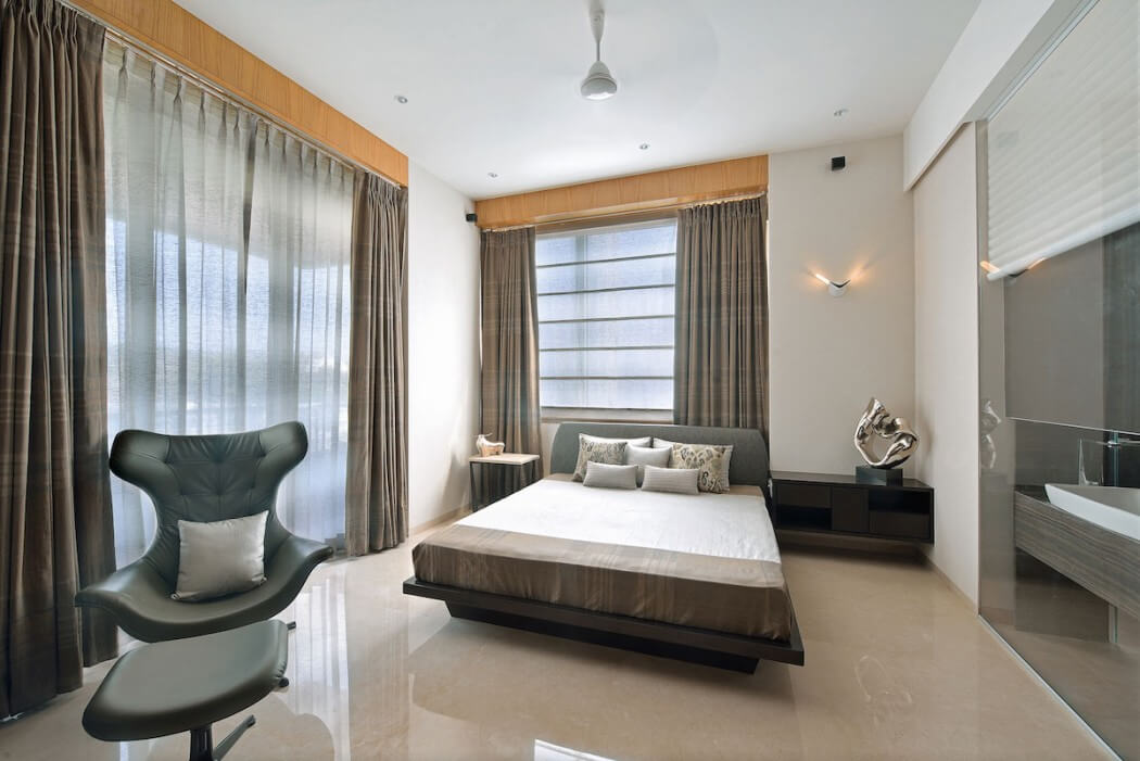 Contemporary Home in Mumbai by Space Dynamix - 7