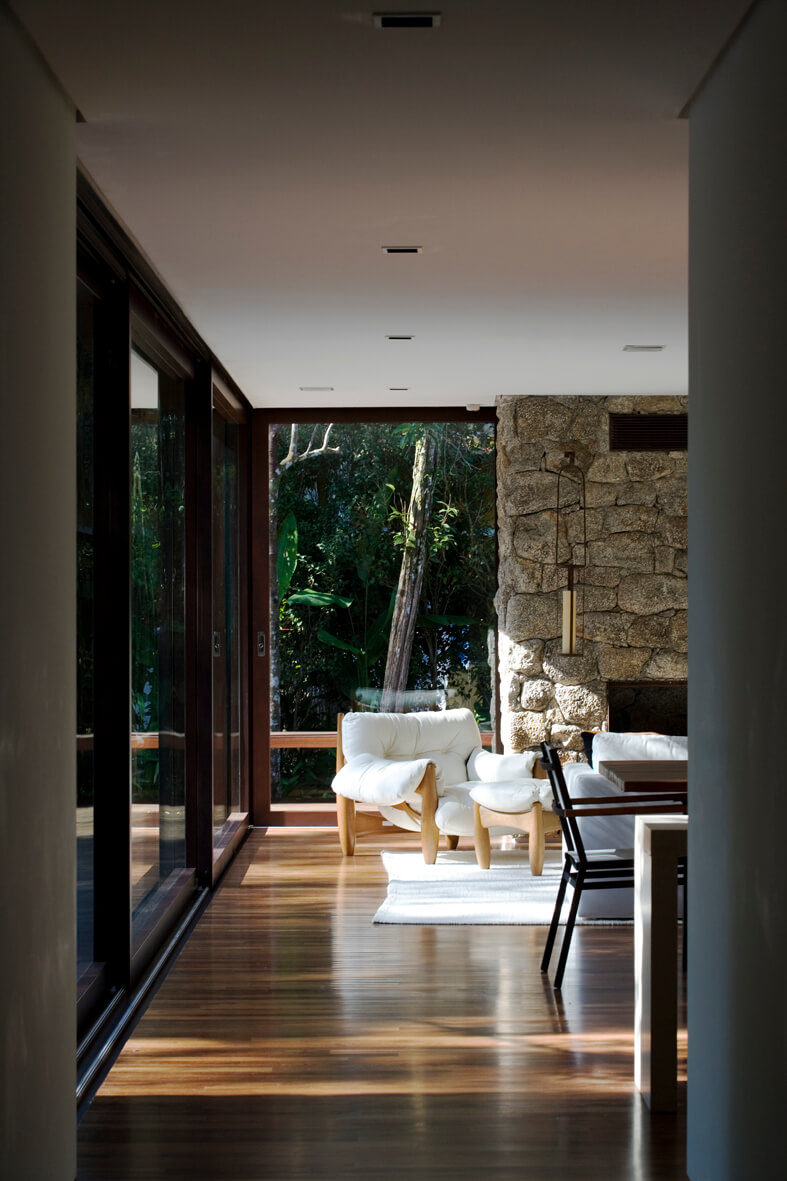 PK House by Studio Arthur Casas - 4