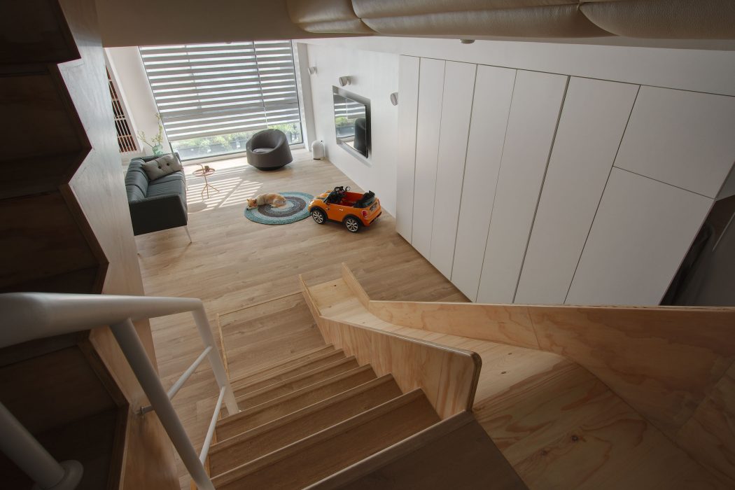 House W by Phase 6 - 8