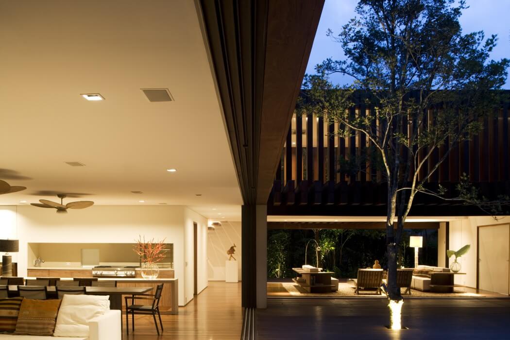 PK House by Studio Arthur Casas - 8