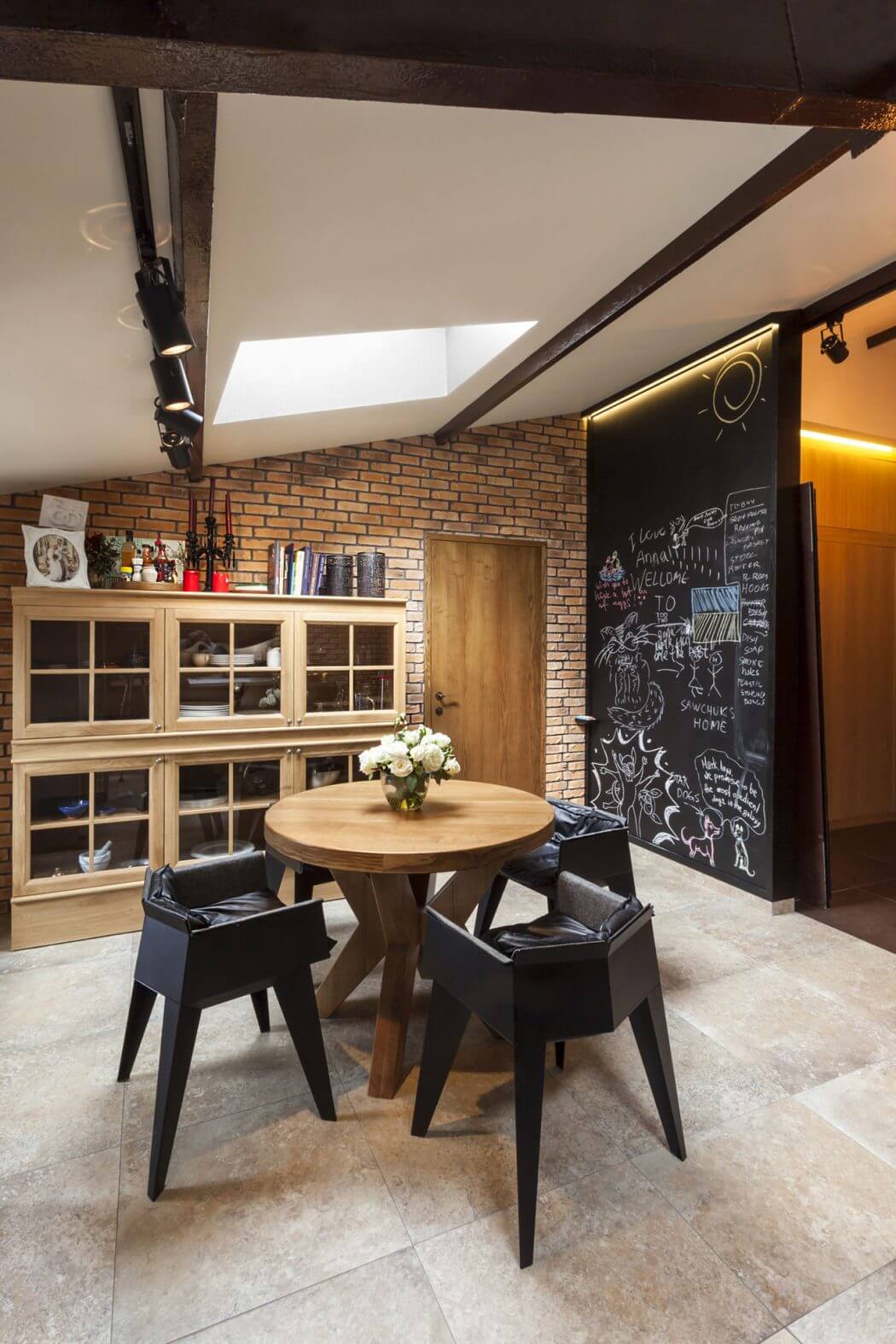 ZLT Residence by U // ME Architects - 8