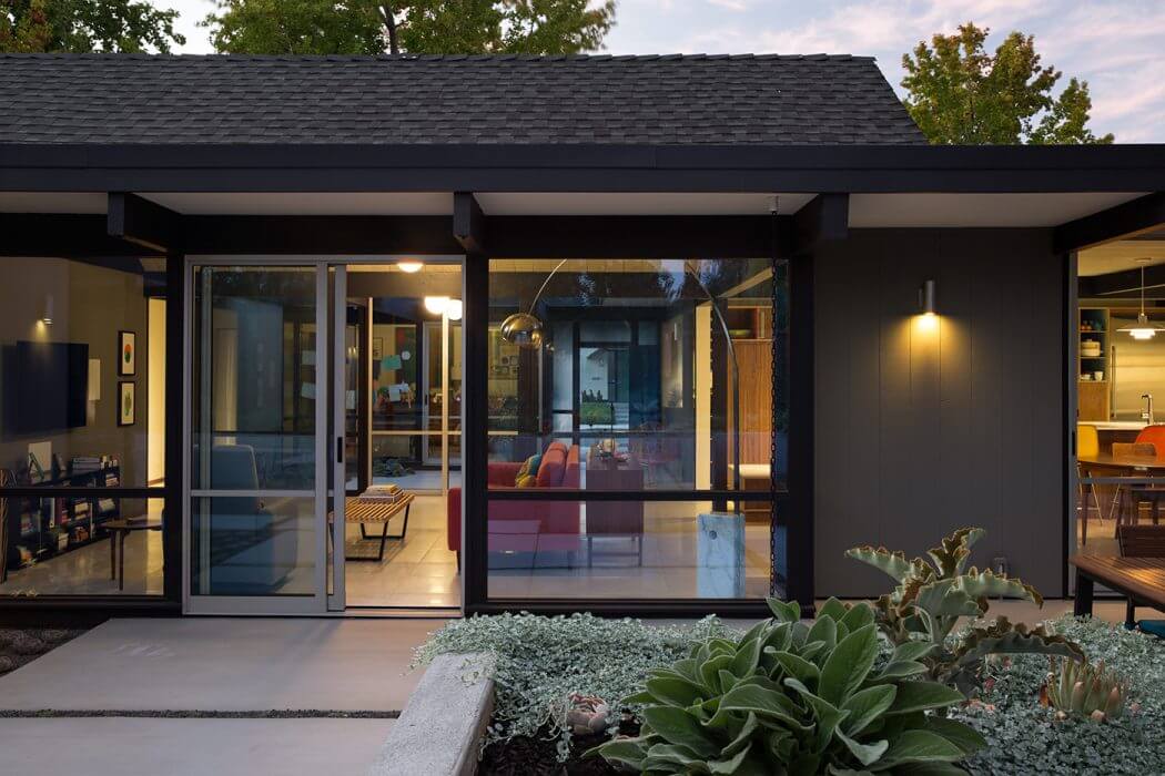 Renewed Classic Eichler by Klopf Architecture - 12