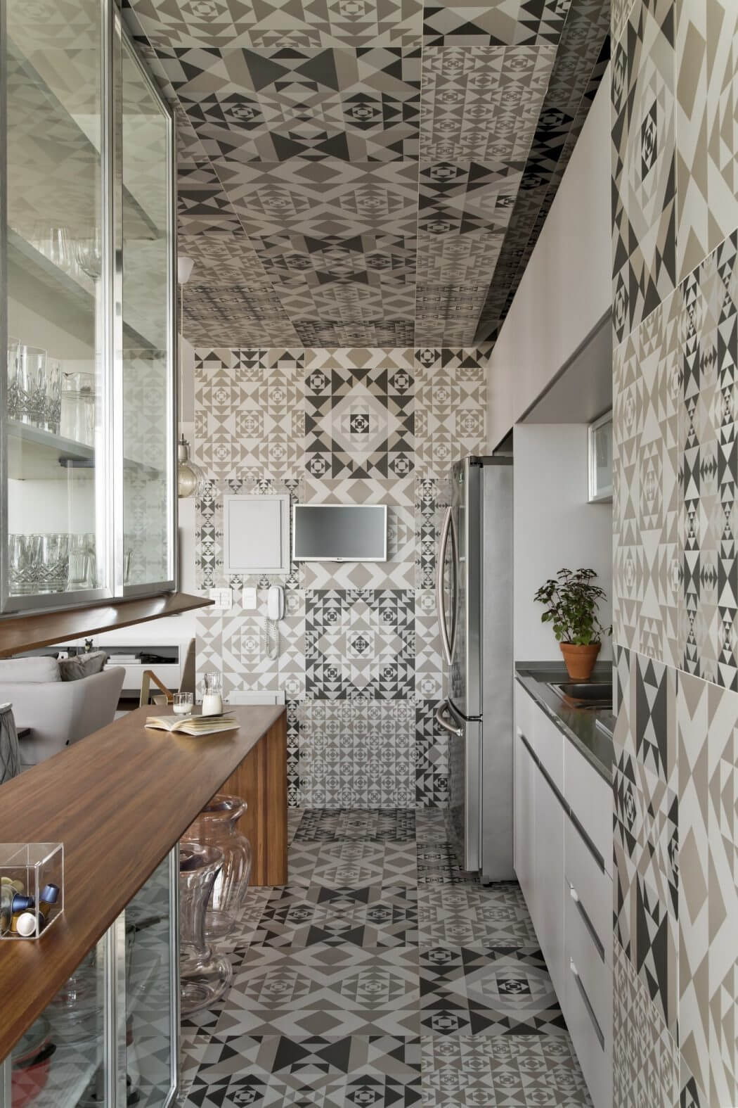 360o Apartment by Diego Revollo Arquitetura - 8
