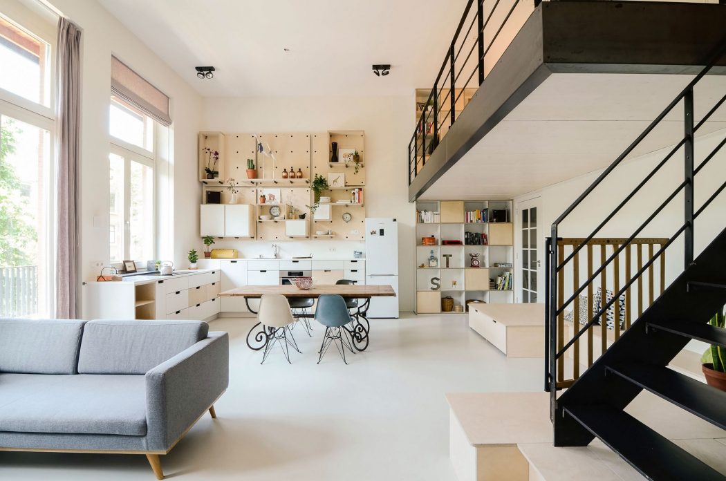 Old School Residence by Standard Studio - 1