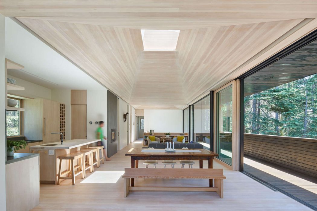 Troll Hus by Mork Ulnes Architects - 3