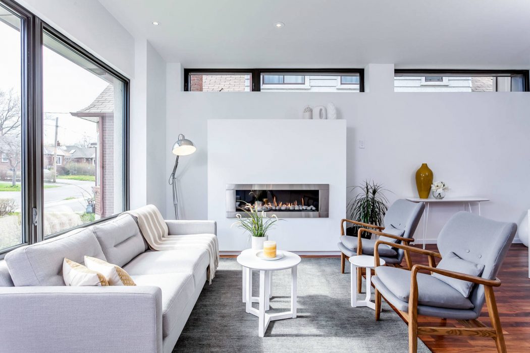 Contemporary House in Alberta - 2