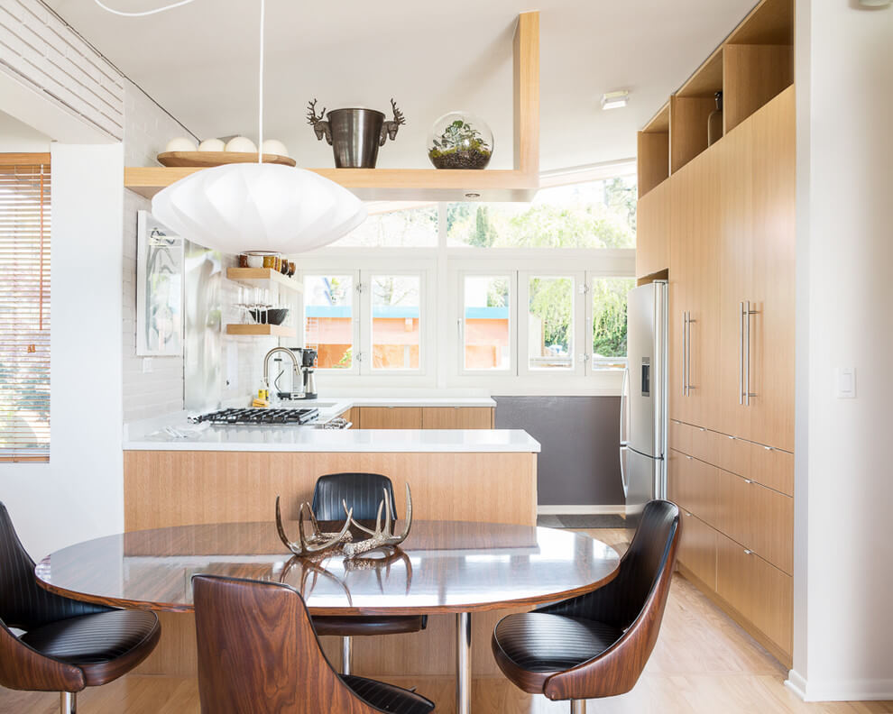 Alki Beach by Proform Construction - 4