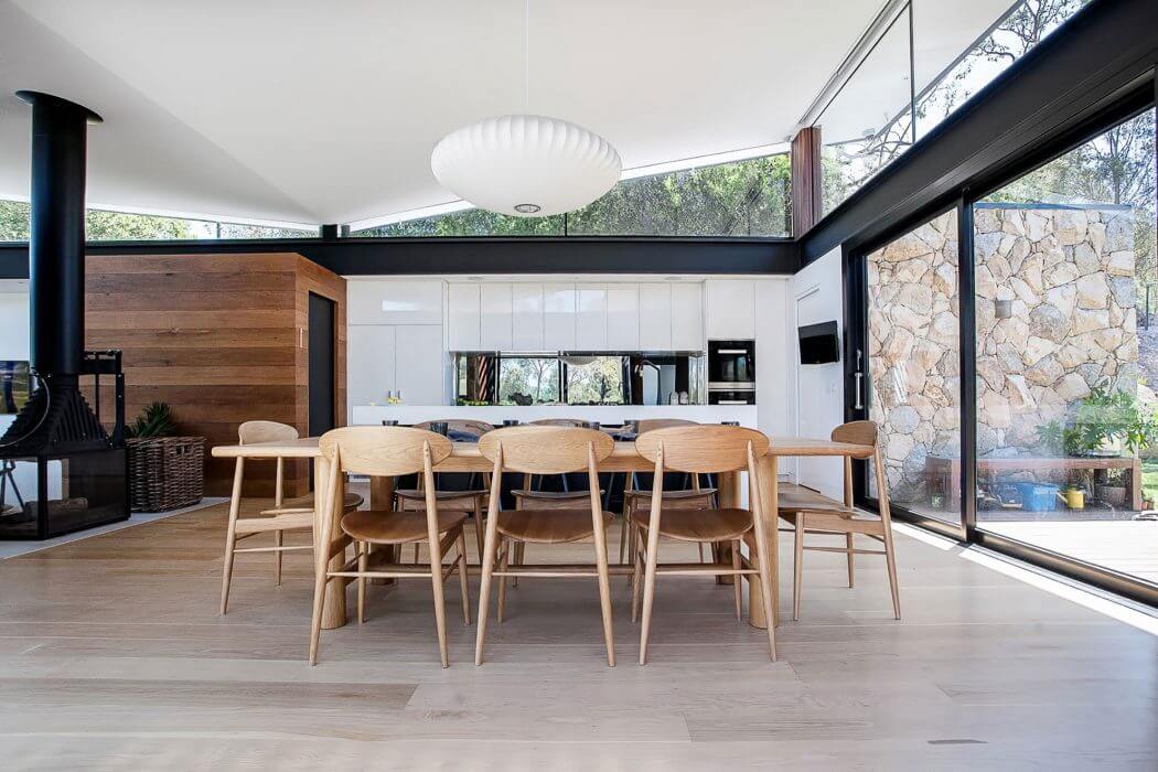 Home in Melbourne by Alexandra Buchanan - 6