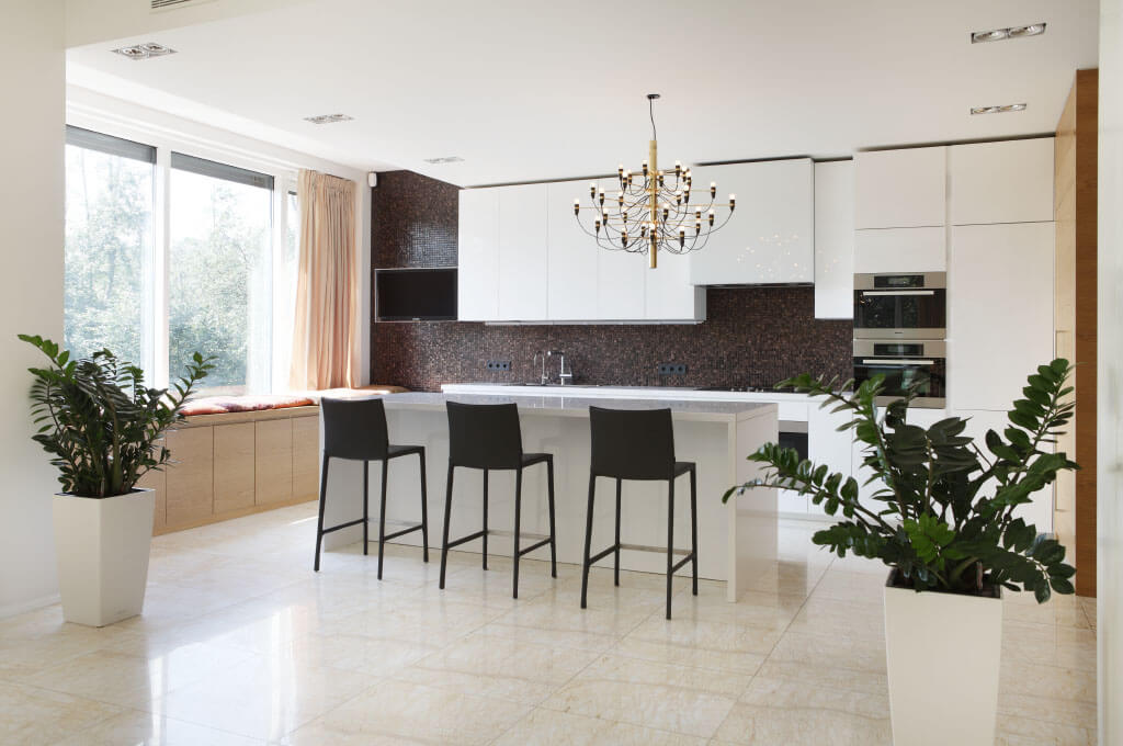 Villa Lila by Anna Burkhart - 11
