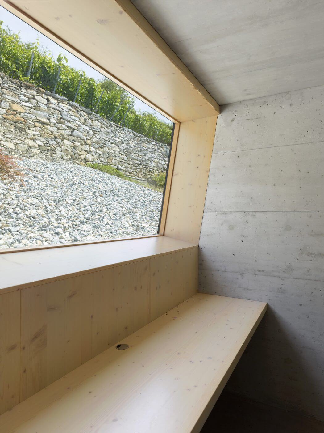 Métrailler House by Savioz Fabrizzi - 6
