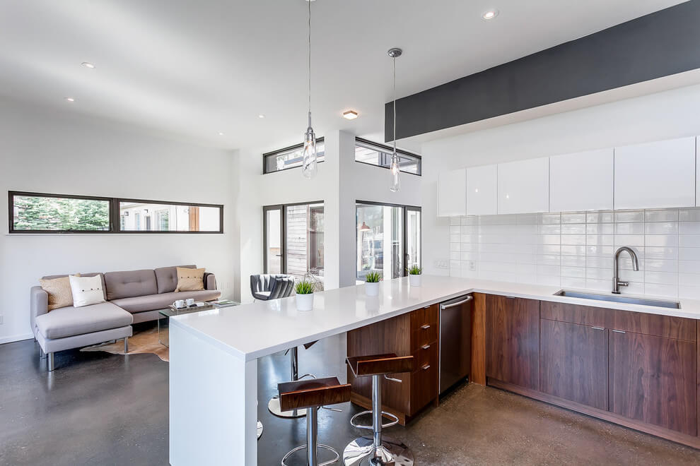 Contemporary House in Alberta - 6