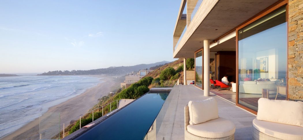 House in Cachagua by Cristian Hrdalo - 4