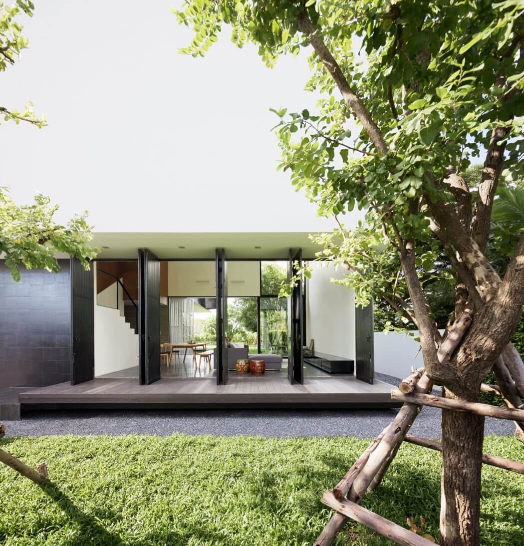 PK79 by Ayutt and Associates Design - 10