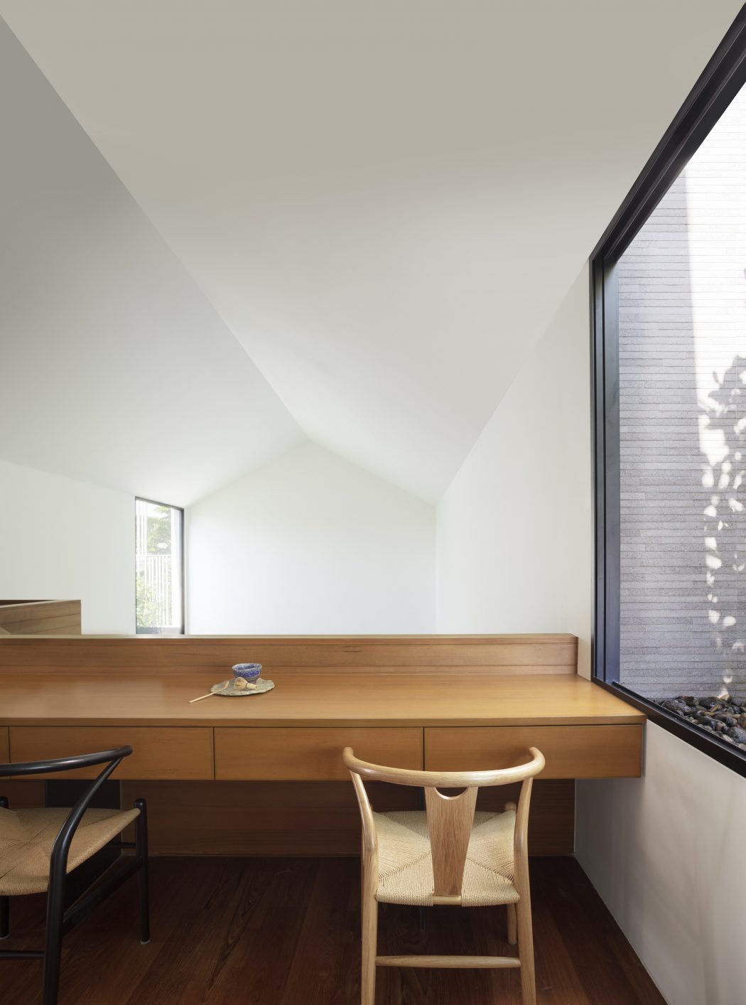 PK79 by Ayutt and Associates Design - 5