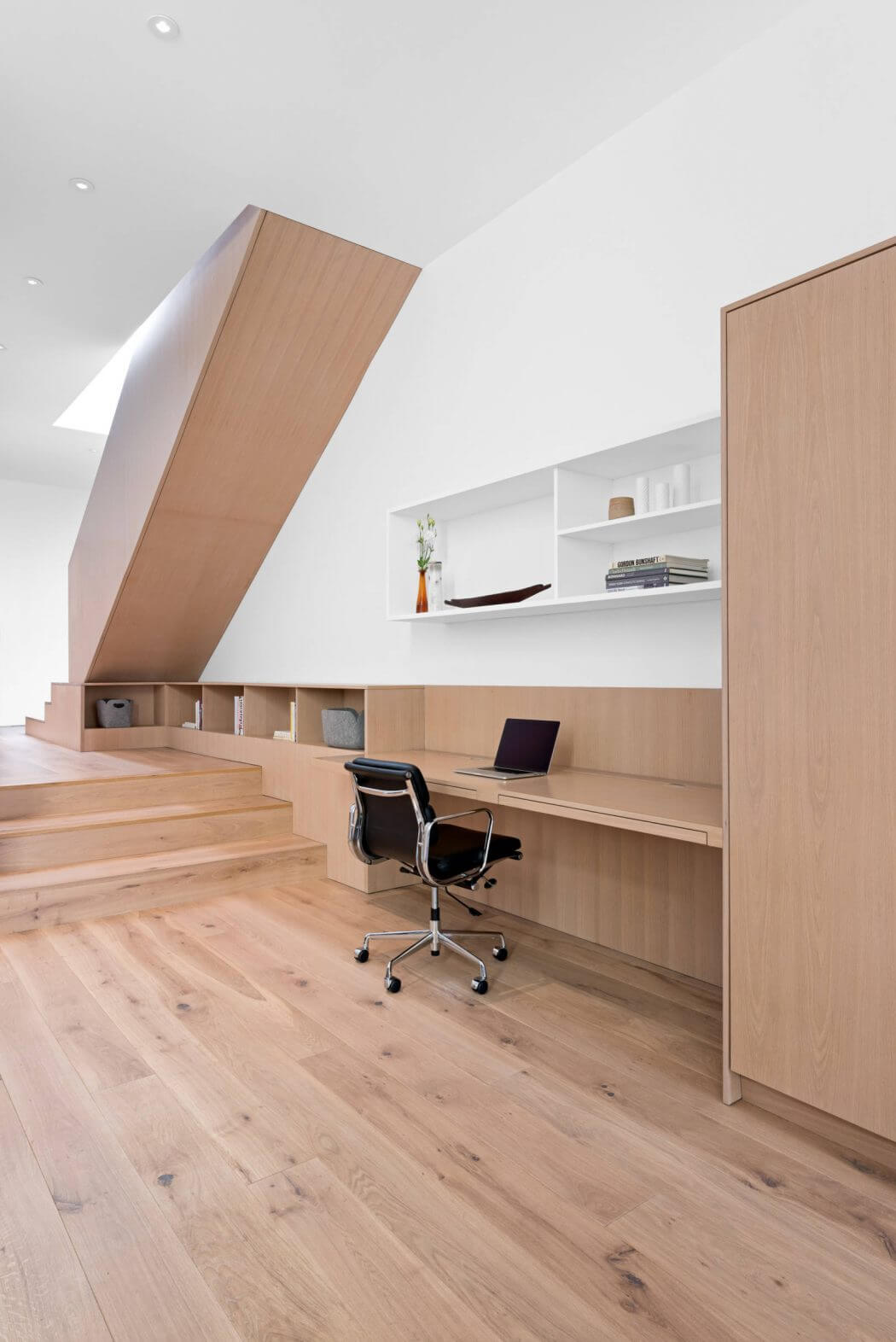 Pine St Home by Sarah Wilmer Studio - 5