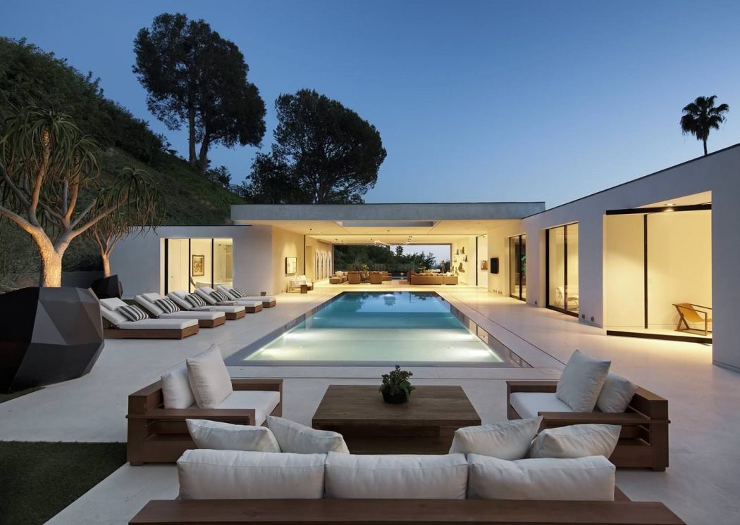 Modern Home by DIJ Group - 12