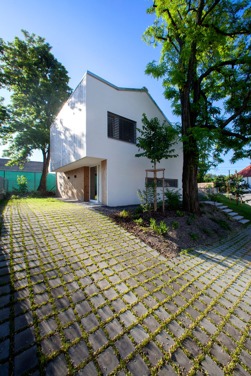 Residence in Veľké Úľany by Šercel Švec Design - 2