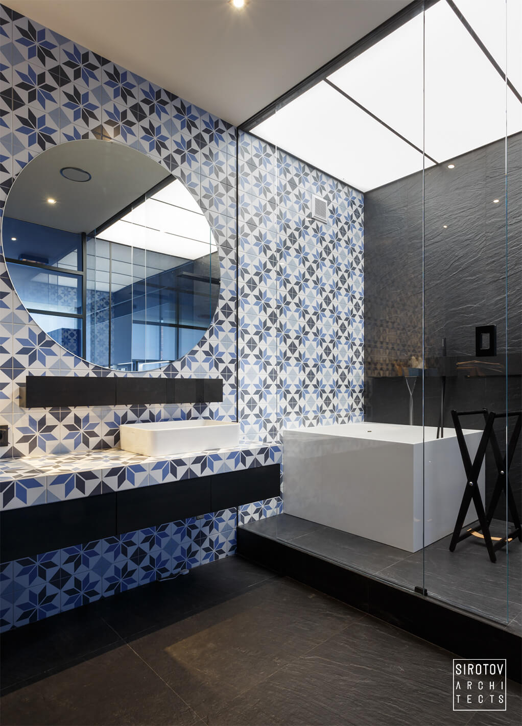 DT1 Apartment by Sirotov Architects - 9