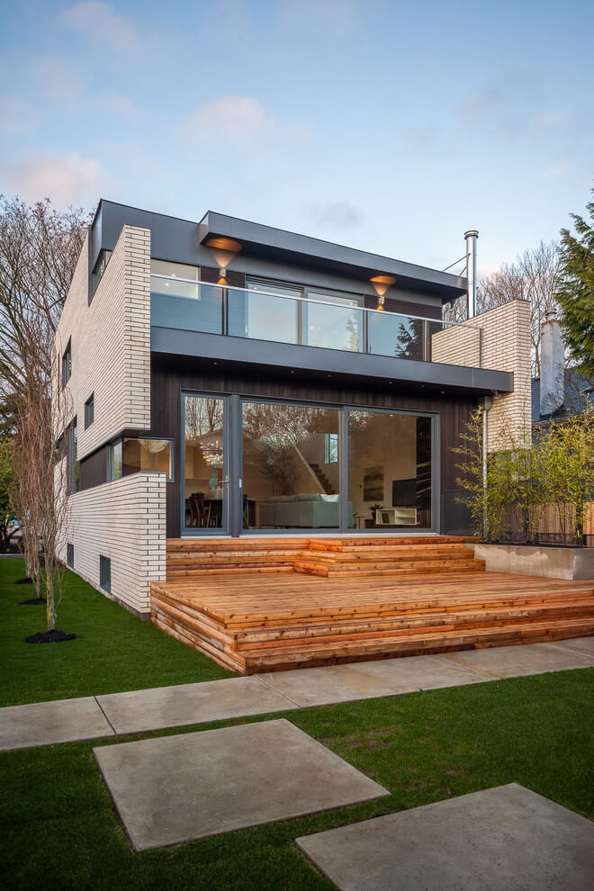 House in Vancouver by Randy Bens - 15