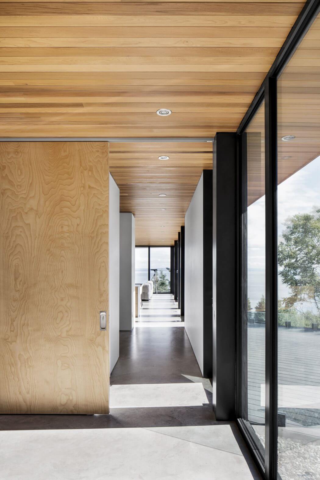 Residence by Bourgeois/Lechasseur Architects - 6
