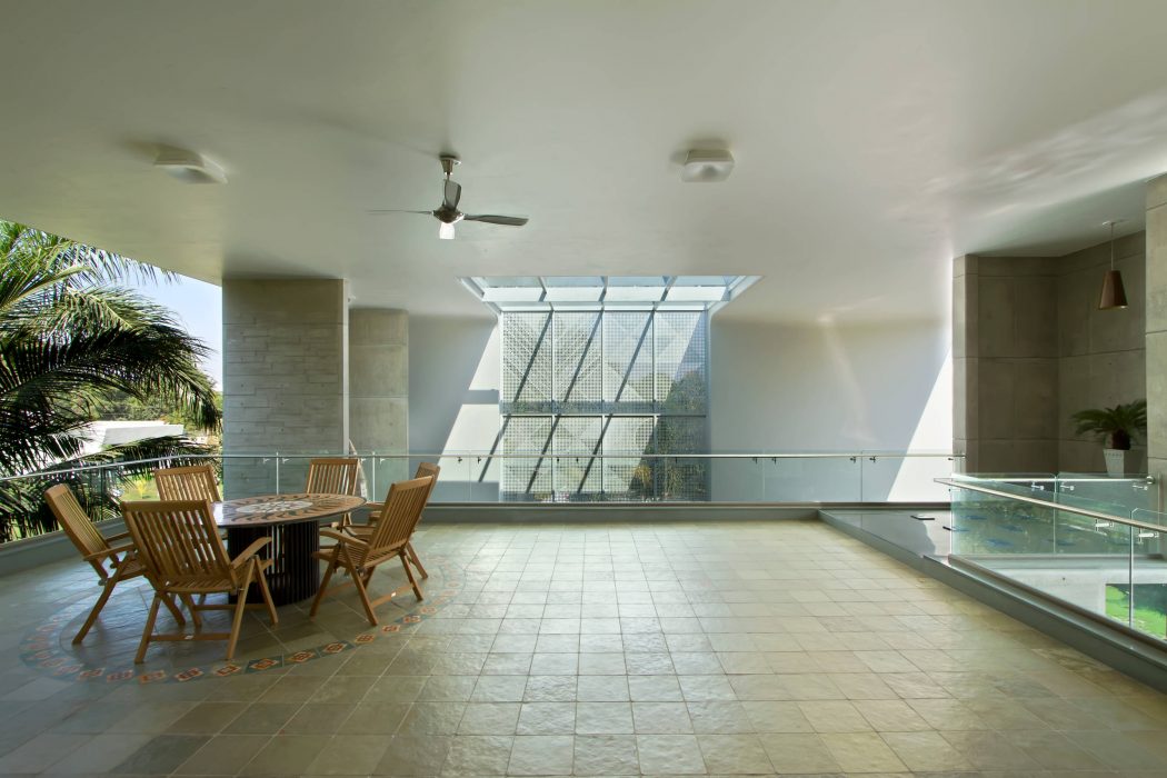 Shell House by Dipen Gada - 7