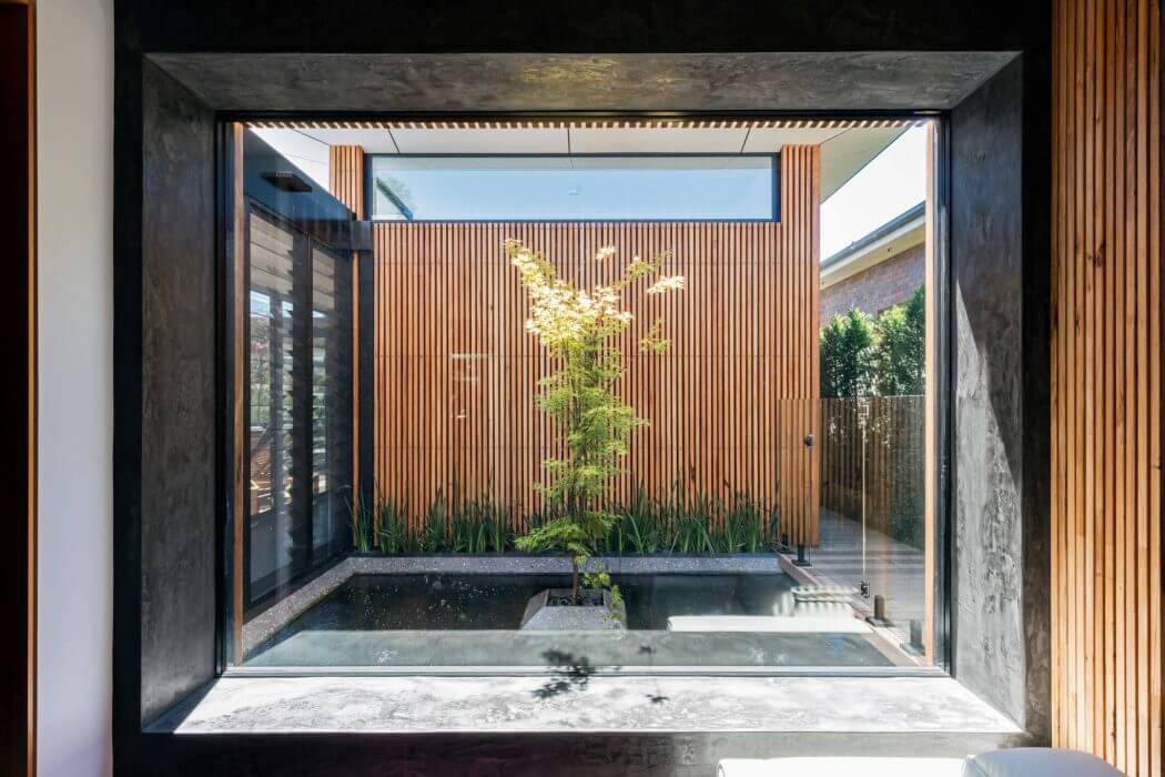 Bundaroo House by Tziallas Omeara Architecture - 7