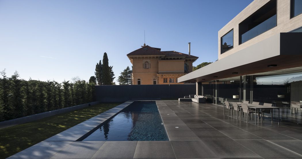 AC House by Francesc Rifé Studio - 2