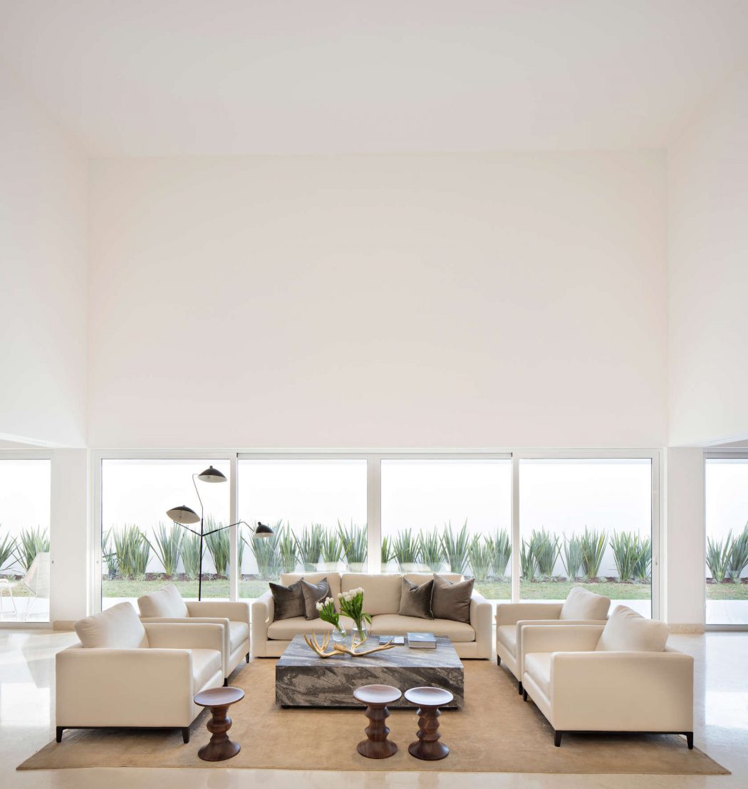 Domus Aurea by GLR Arquitectos - 2