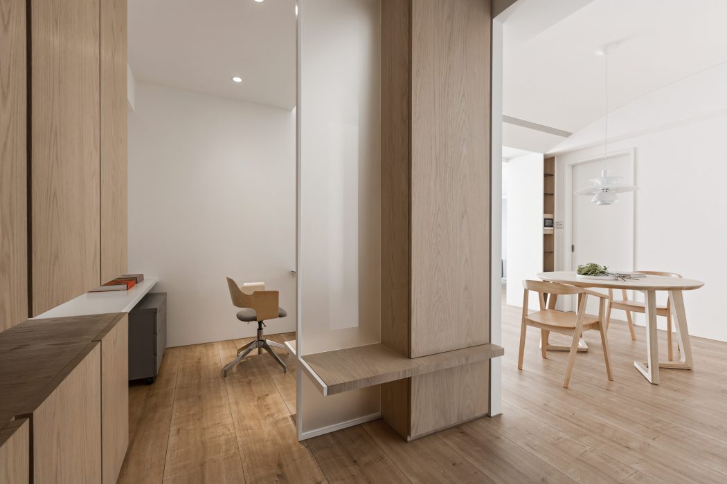 Space and White by C.H. Interior - 7