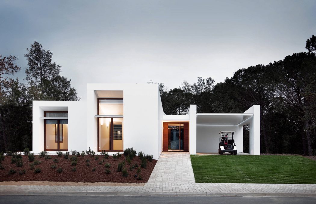 Residence in La Pineda by Jaime Prous Architects - 1