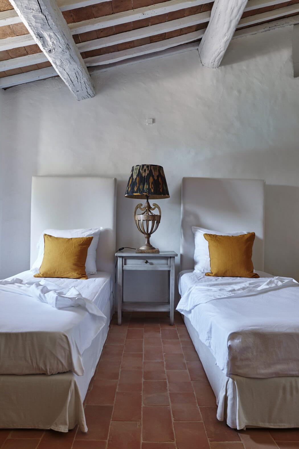 Villa in Pesciano by Special Umbria - 10