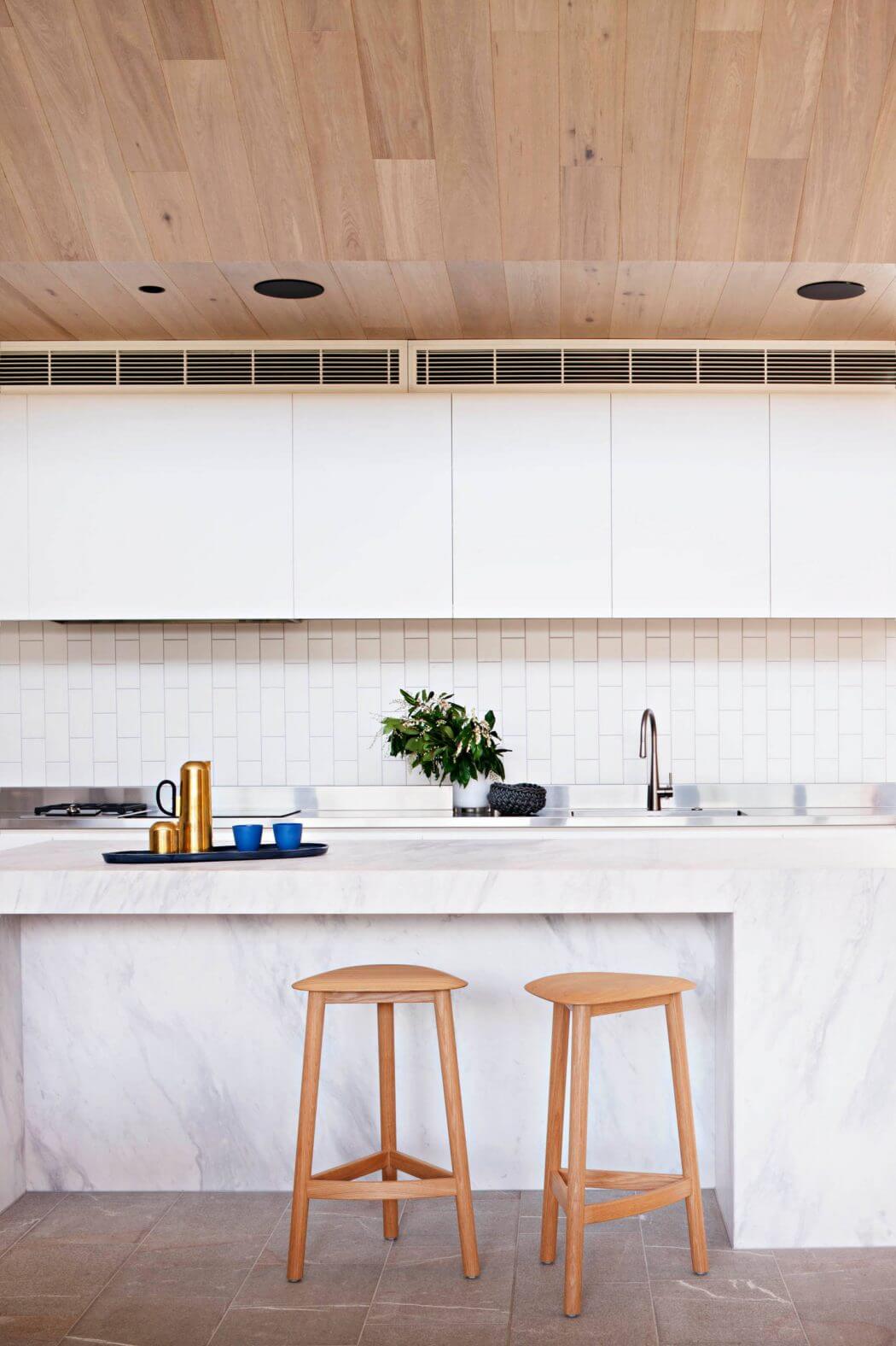 Barwon Heads Villa by Bower Architecture - 4