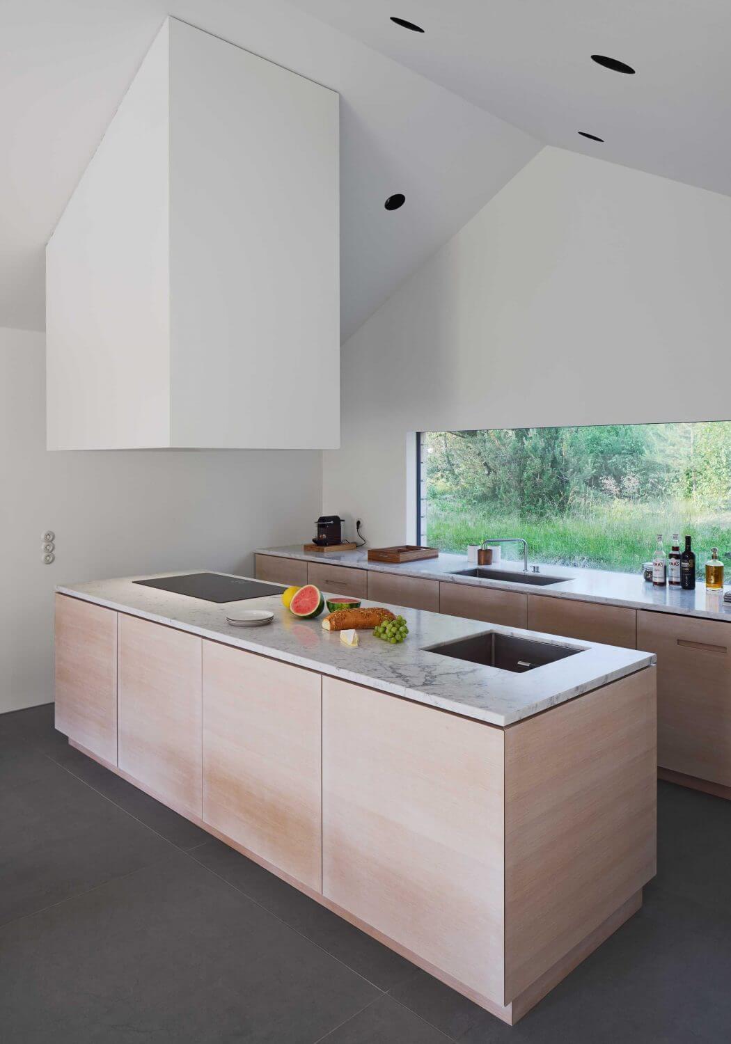 Villa N1 by Jonas Lindvall A & D - 4